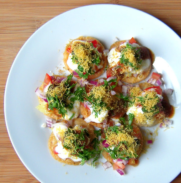 Papdi Chaat is one of the famous Indian street foods. Papdi Chaat Recipe | How to make Papdi Chaat at home