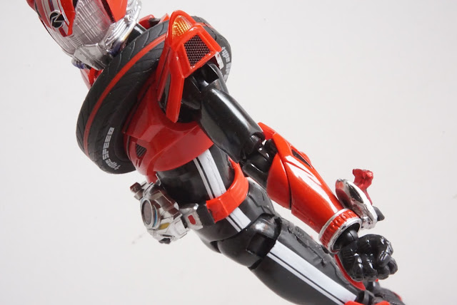 Review SHF figuarts Kamen Rider Drive type Speed joints shoulder elbow