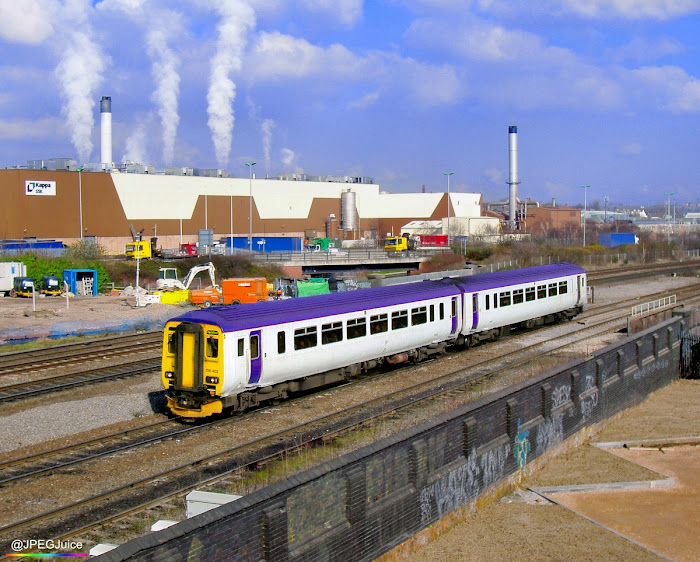 156402 in Porterbrook base (Scotrail) livery