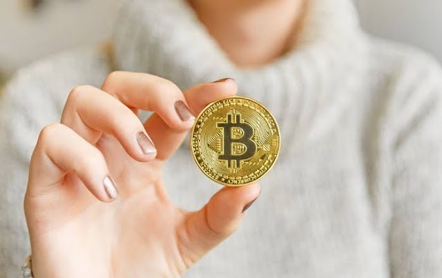Easy ways to earn bitcoins?