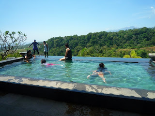 TOUR LOMBOK AIR TERJUN SENDANG GILA + TIU KELEP + RINJANI LODGE 1 HARI