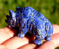 Rinoceronte de Mineral Lapislazuli.