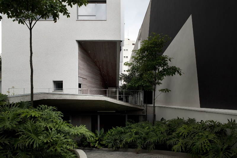 Edificio Residencial en Aimberê - Andrade Morettin Arquitectos