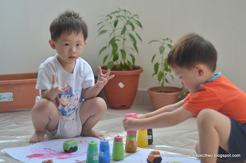 20111102_painting with corn starch (1)