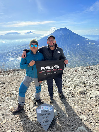 Harga Jasa Porter Gunung Sindoro, Guide, Paket Pendakian, Rental Alat Pendakian, Homestay, Transportasi dan yang anda butuhkan.