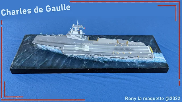 Maquette du Charles de Gaulle d'Heller au 1/400.