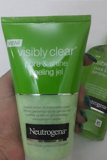 neutrogena-visibly-clear-pore-shine