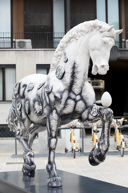 Leonardo horse project snap ippodromo di san siro dove vedere i cavalli di Leonardo a Milano mariafelicia magno fashion blogger colorblock by felym blogger italiane