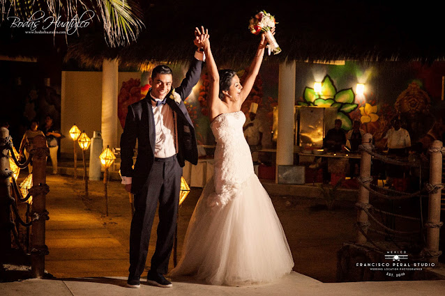 boda en playa, beach wedding, Oaxaca, México, Bodas Huatulco, Wedding Planner