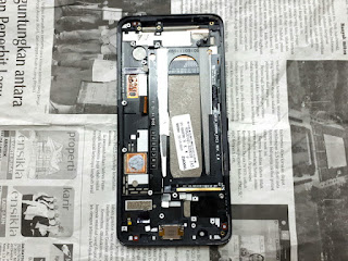 LCD Frame ASUS ROG Phone 1 ROG 1 Z01QD ZS600KL Rusak Untuk Part Kanibalan