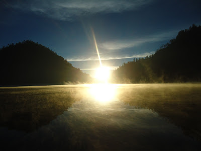 Ranu Kumbolo,Keindahan Di Lereng Gunung Semeru,sunrise di ranu kumbolo, wisata alam, wisata malang, 