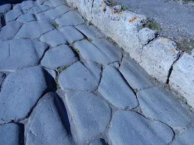 ポンペイ遺跡 轍の跡