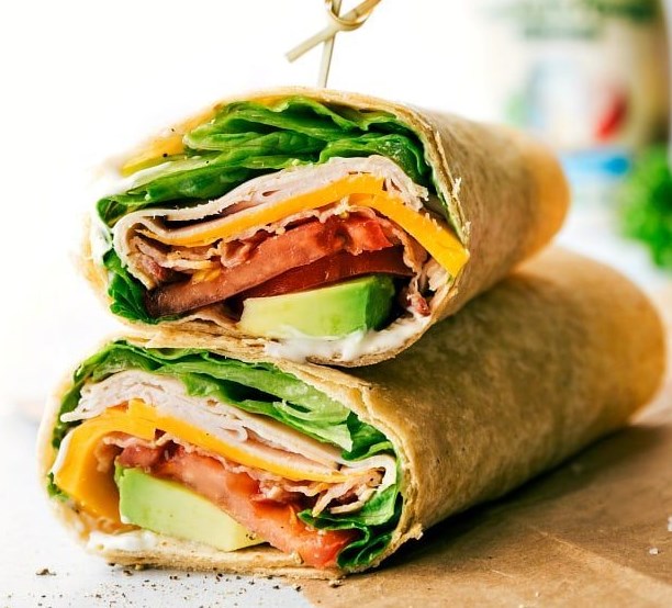 TURKEY AVOCADO RANCH CLUB WRAPS #healthy #breakfast