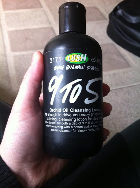 Lush 9 To 5 Cleanser