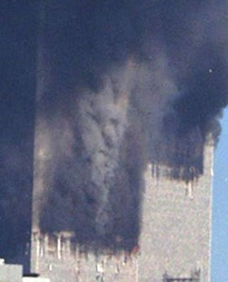 Sosok Syetan Muncul Dibalik Ledakan WTC