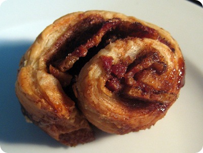 bacon cinnamon roll