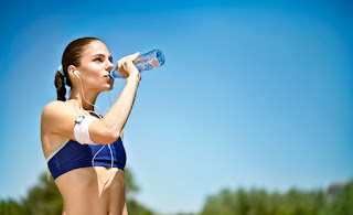 Uống nước mỗi ngày để đảm bảo sức khoẻ