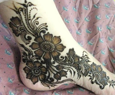 Leg Mehndi Design