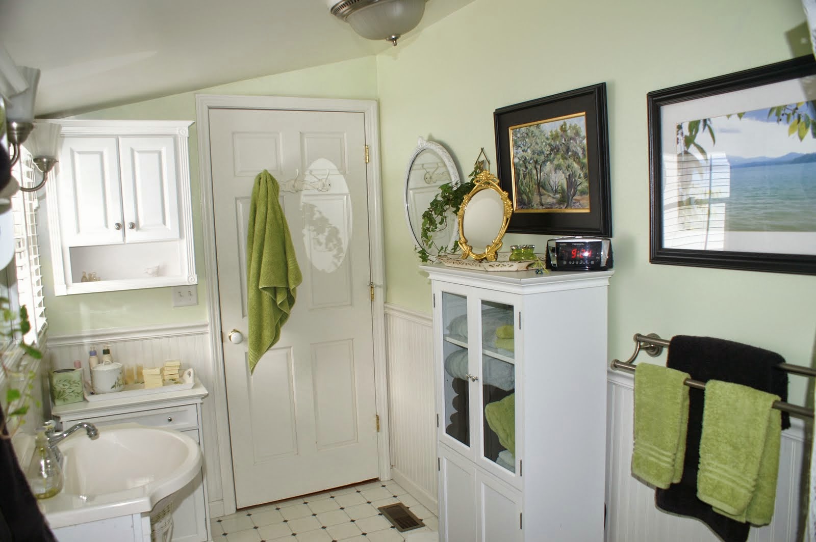 college apartment bathroom decorating ideas