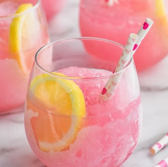 THREE INGREDIENT PINK PARTY PUNCH #drinks #summerparty