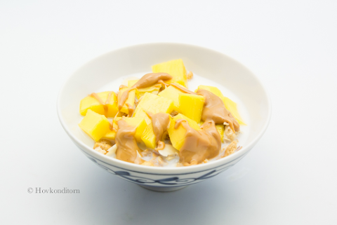 Cereal with Mango and Peanut Butter