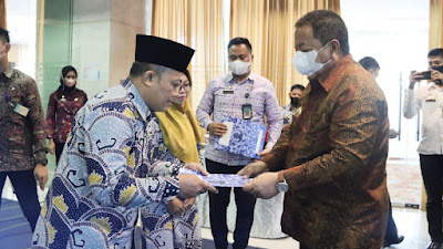 Gubernur Arinal Lepas Kafilah Korpri Provinsi Lampung Untuk  Mengikuti MTQ VI Korpri Tingkat Nasional di Kota Padang