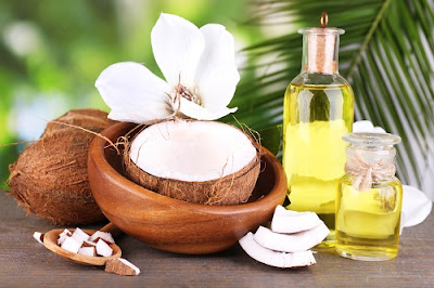 Một số cách chăm sóc da mặt bằng dầu dừa