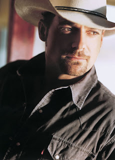 Chris Cagle was born on