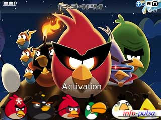 Tema Angry Birds untuk BlackBerry Curve 9220