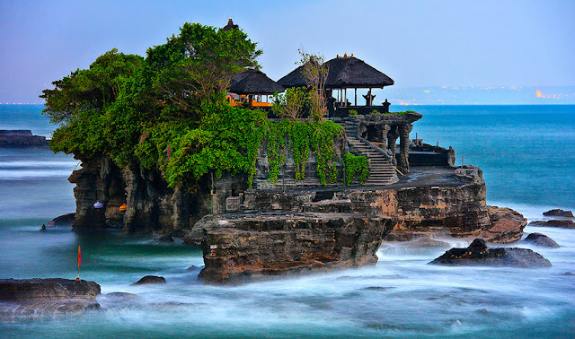 Kumpulan Cerpen Bahasa BALI 