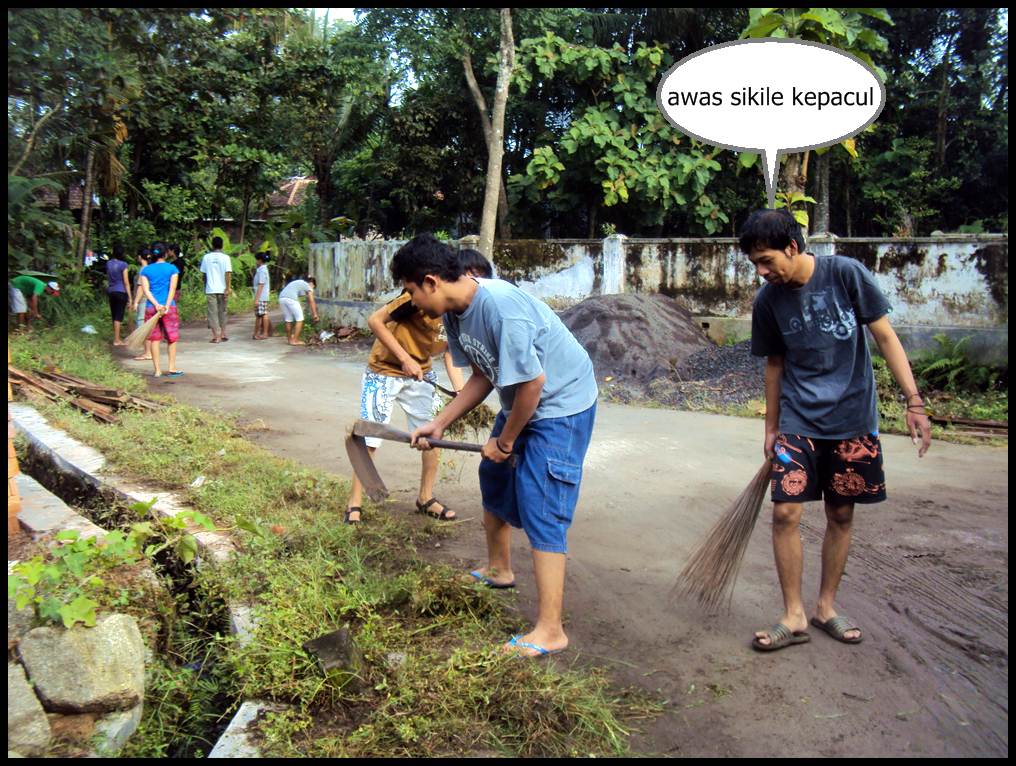 Foto Kerja Bakti Muda Mudi Condrowangsan  MUDA MUDI 