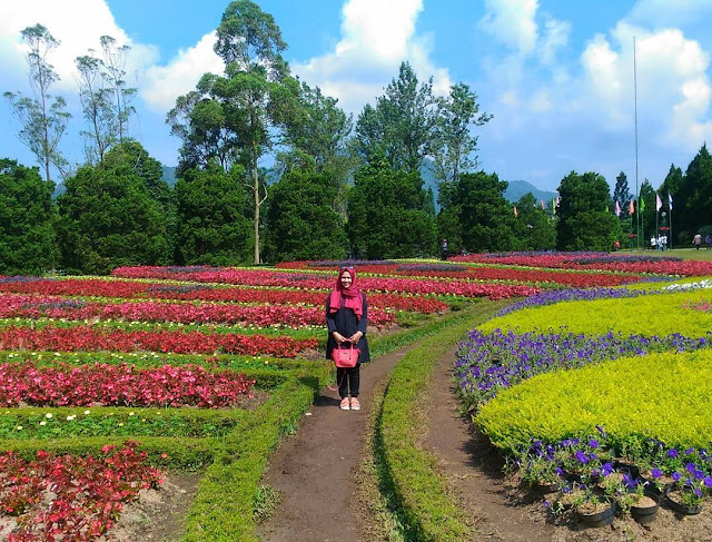  Taman Bunga Nusantara Taman Indah nan Mempesona di Jawa Barat