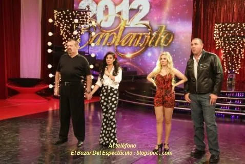 Al teléfono.JPG