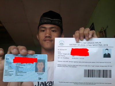 cara foto selfie dgn ktp dan kartu informasi akun benar