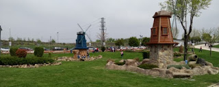 Torrejón de Ardoz, Parque Europa. Los molinos de viento de Países Bajos.