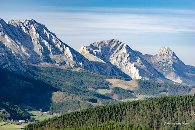 La Sierra del Anboto desde el Besaide por El Guisante Verde Project