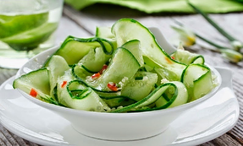 ENSALADA DE PEPINOS CON VINAGRE Y SABOR DULCE