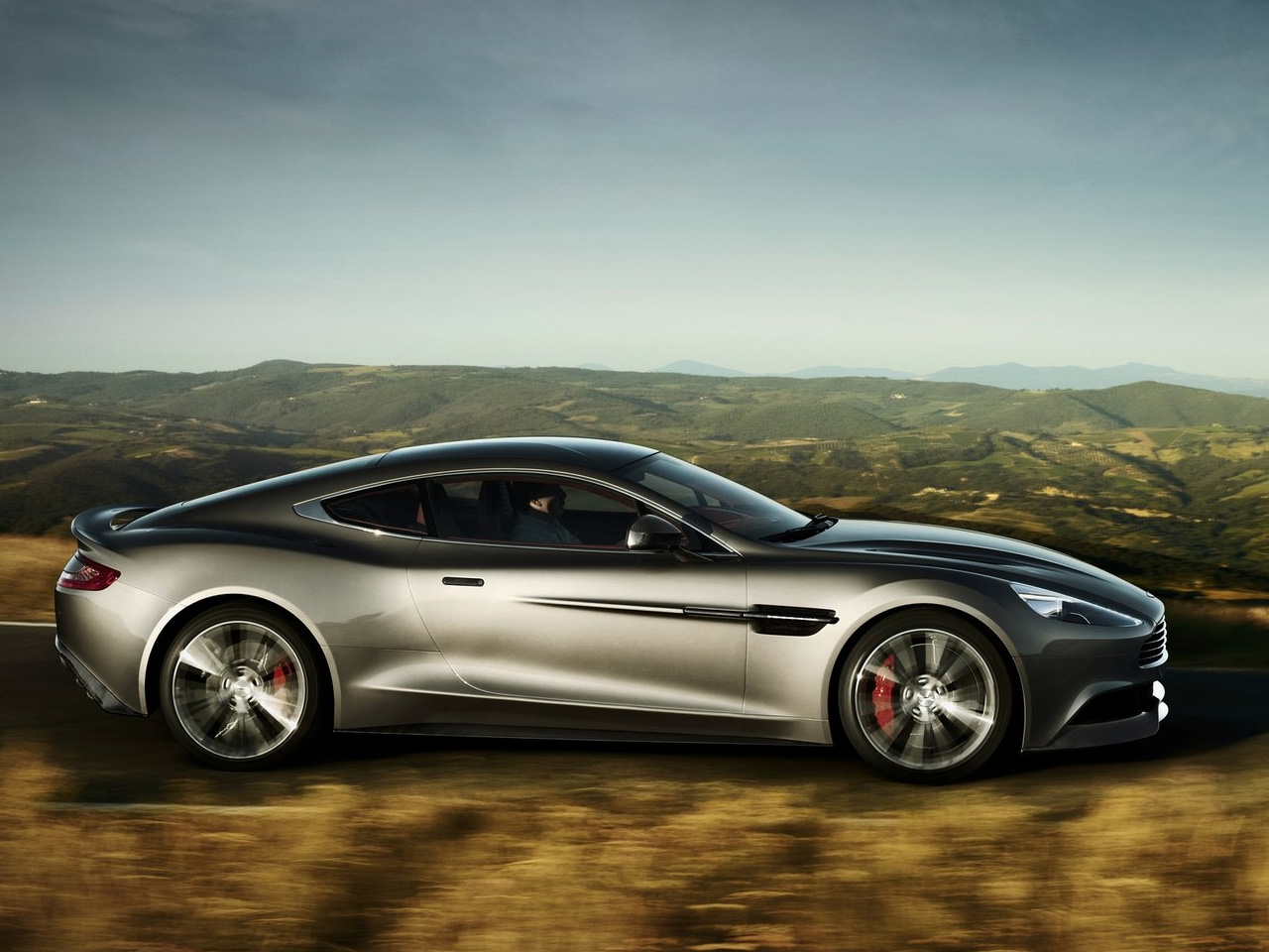 aston martin vanquish