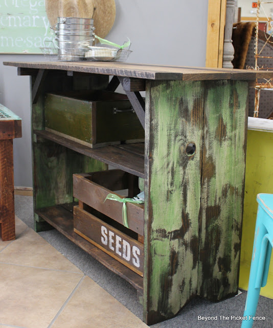 chippy painted sides on a farmhouse style table