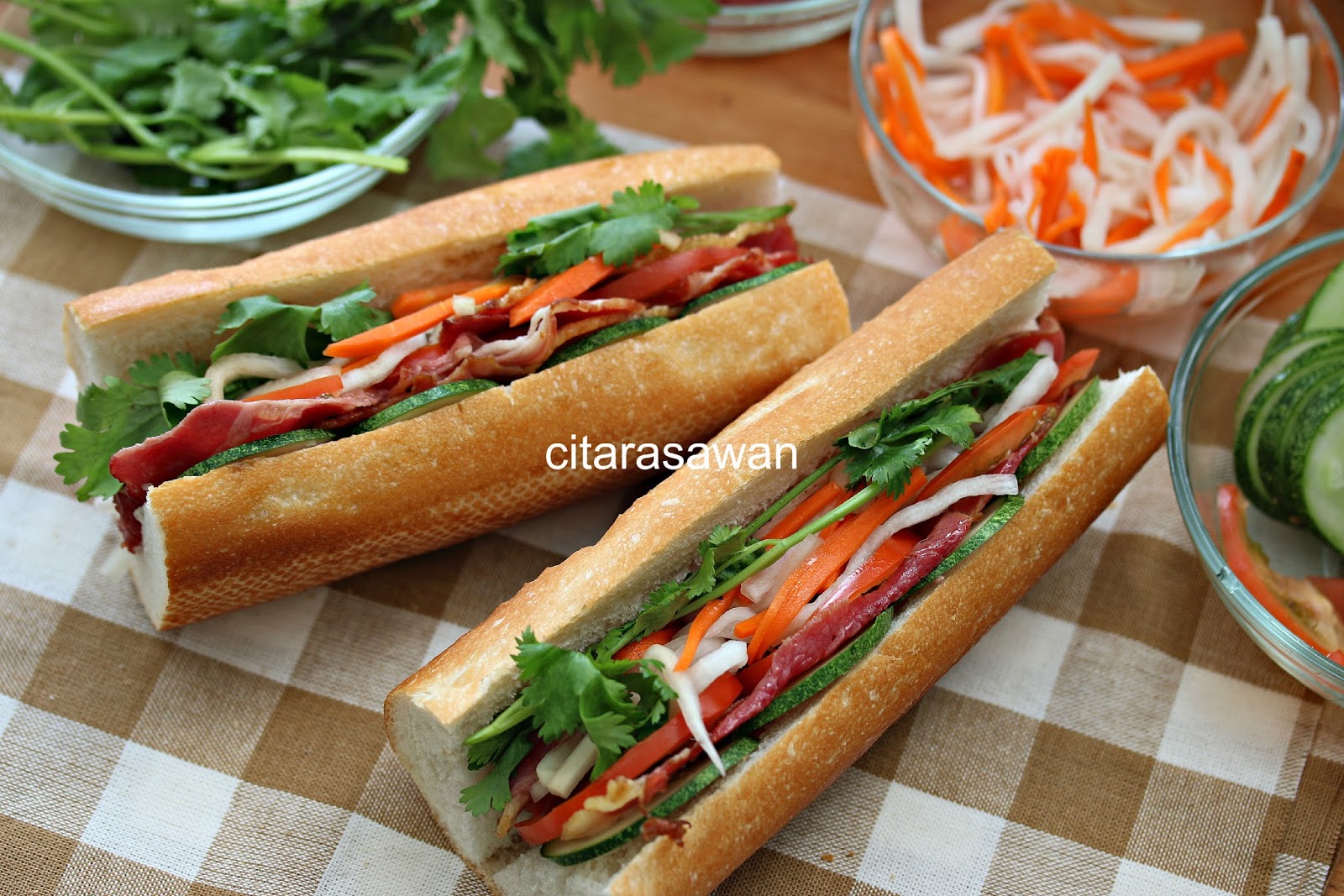 Sandwich Vietnam / Banh Mi Vietnamese Sandwich ~ Resepi 