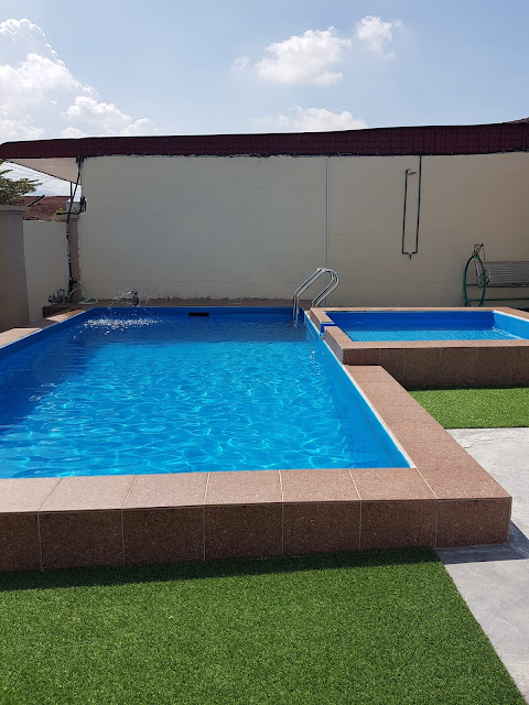 Adult Private Pool (20' x 10' x 4' dalam)