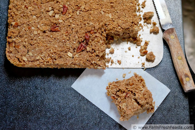 http://www.farmfreshfeasts.com/2015/10/jujube-butter-oatmeal-bars.html