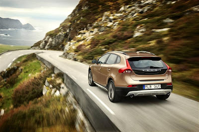 2013 Volvo V40 Cross Country