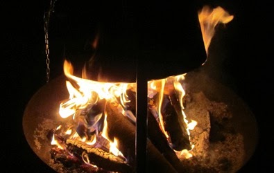 Feuer unter dem Kessel