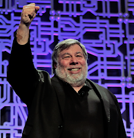 White hat hacker- Steve Wozniak