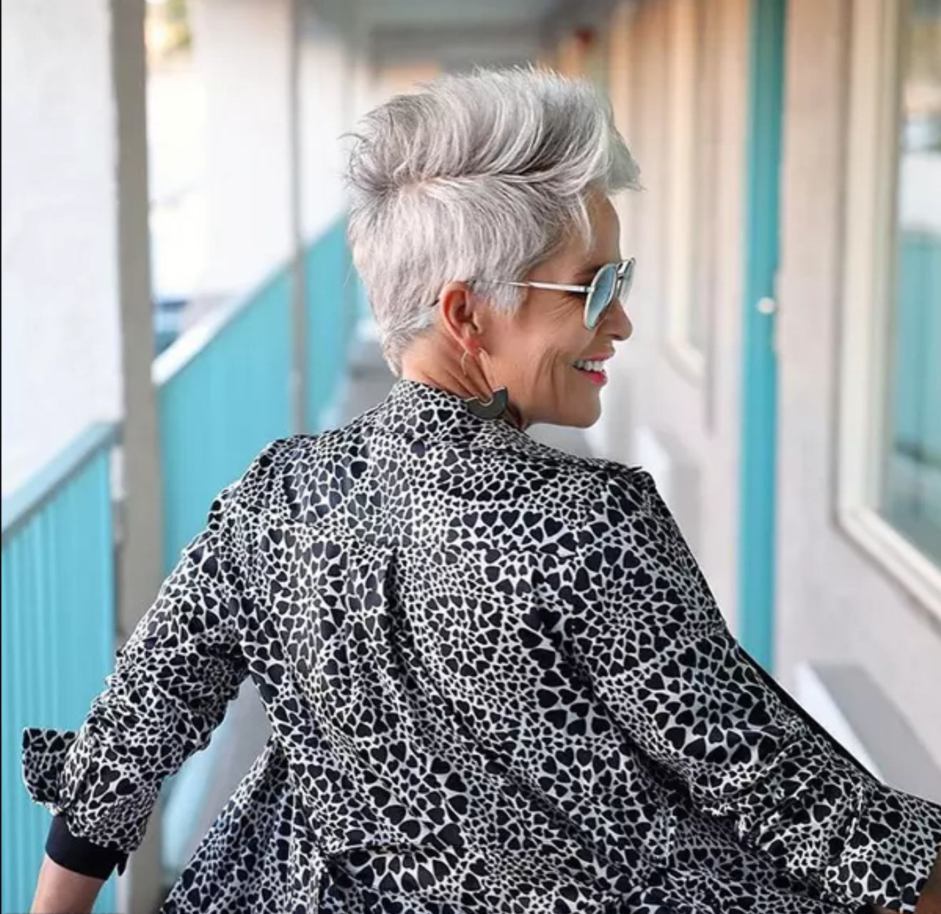 short haircuts for older women with thin hair