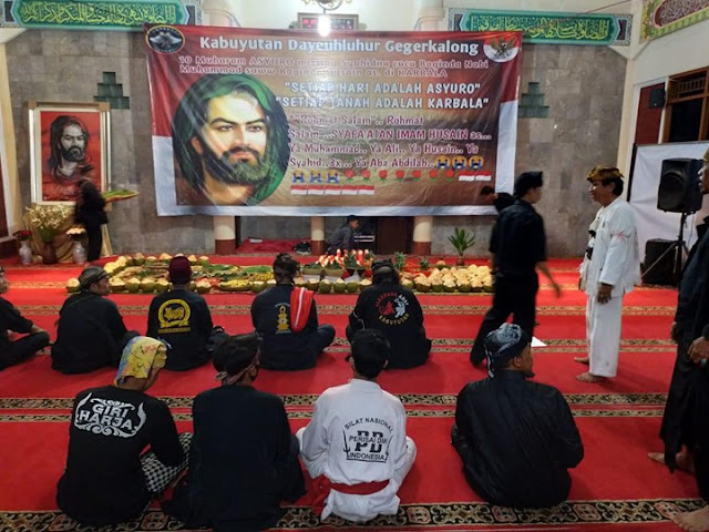 Ritual Asyura Syiah Disertai Sesajen Kemusyrikan di Bandung, Dilabrak Umat Islam