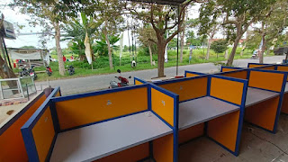 Kontraktor Furniture Meja Partisi Kantor Jumlah Banyak