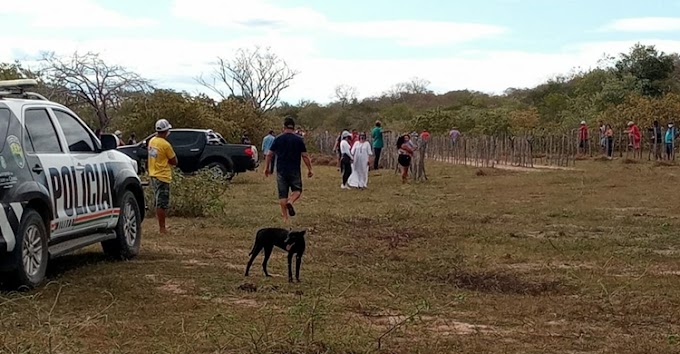 Polícia encerra corrida de cavalo na zona rural de Canindé