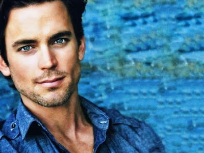 Matt Bomer, posando